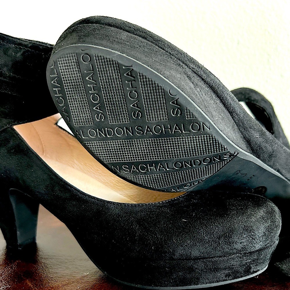 Sacha London (Inspected) - Picture 2 of 4